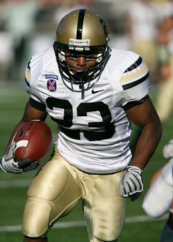 mobile device poker gaming