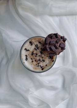 casino-table-and-coins