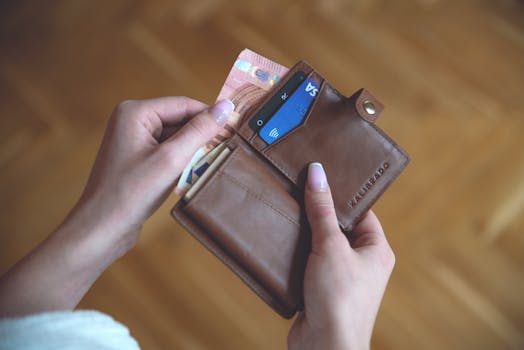 pexels-money-1103967