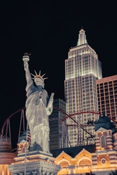 financial-paperwork-pen-calculator