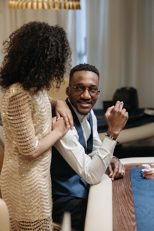 Nettikasinot Ja Uudet Pikavipit: Katsaus Suosituimpiin Palveluihin Ja Niiden Hyödyntämiseen