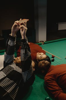 online casino game room